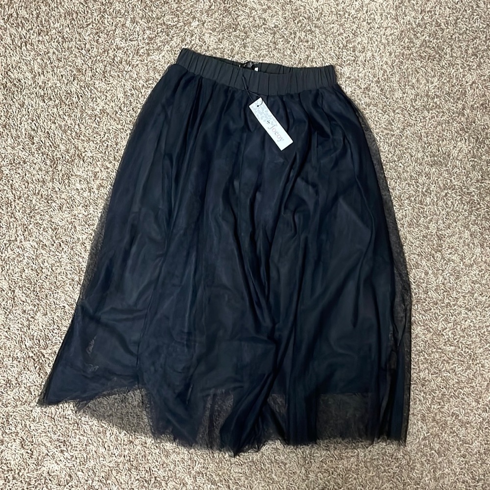 Double layered tulle skirt